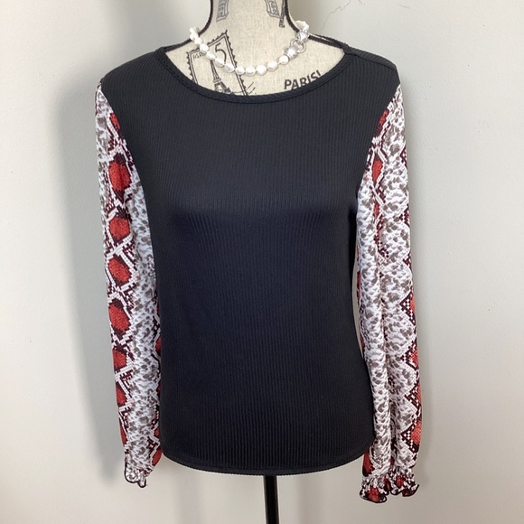 B Famous Women’s Black Red Cream Snake Skin Print Sheer Long Sleeves Blouse - Picture 1 of 5